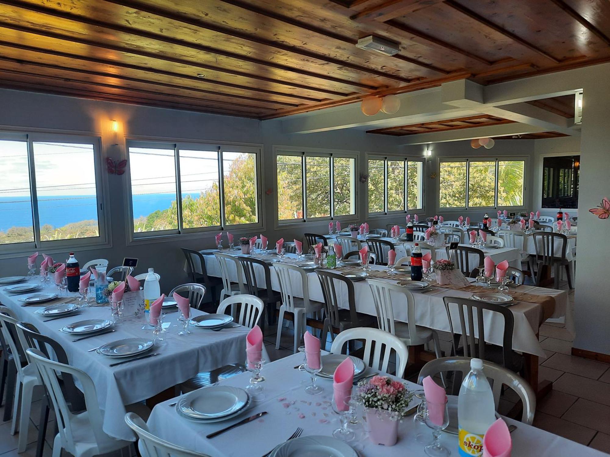 Ferme Auberge Le Ti'Planteur Сен-Филип Екстериор снимка